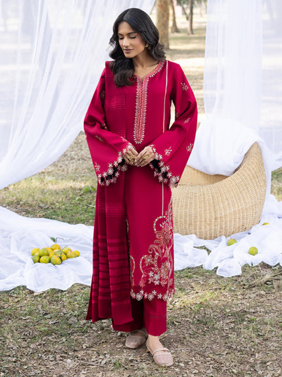Luxury Winter Essentials Collection 2026 (Sanam Saeed D-06 )