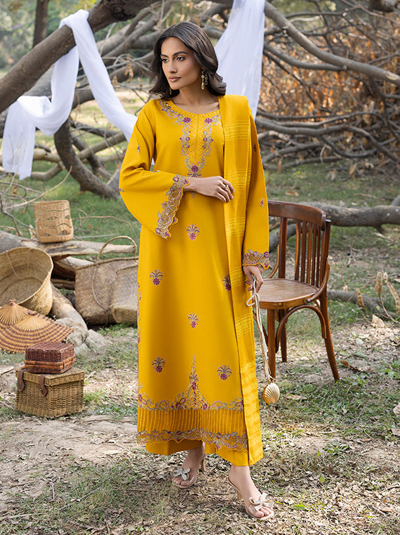 Signature Elegance Collection 2026 by Umar Poshak (Sanam-Saeed-Article-02)