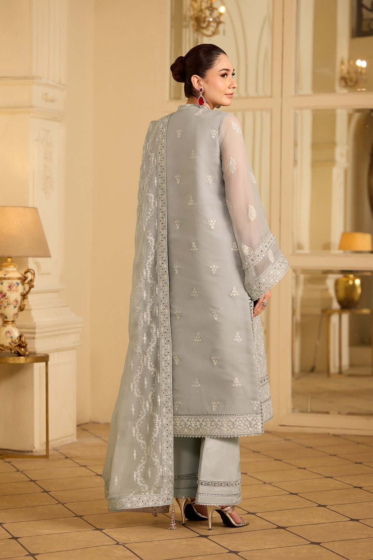Alizeh Exclusive Luxury Formals 2026 (AF-CH-2255-Ezza)