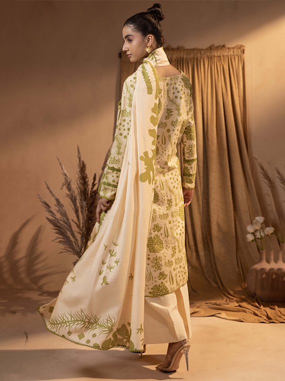 Luxury Winter Essentials Collection 2026 (Humdum Raya  D-07)