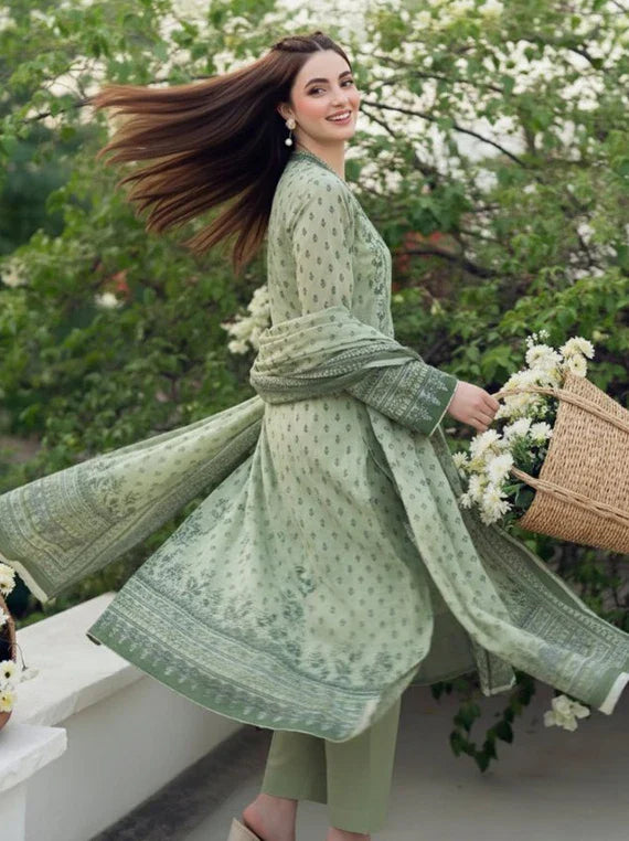 AYAT Eleganza by Pearl Arts Embroidered Lawn Collection 2026 Vol-61 (D-02)