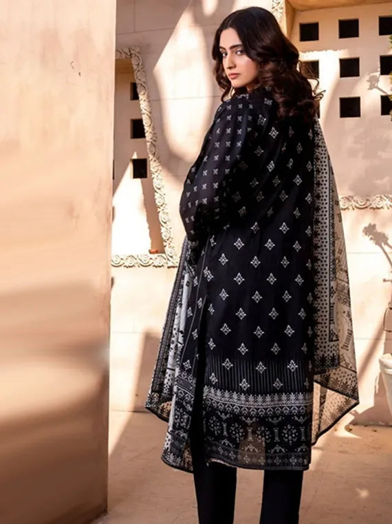 Alishba Classic Lawn Collection 2025 by Ravi Cloth (D-08)