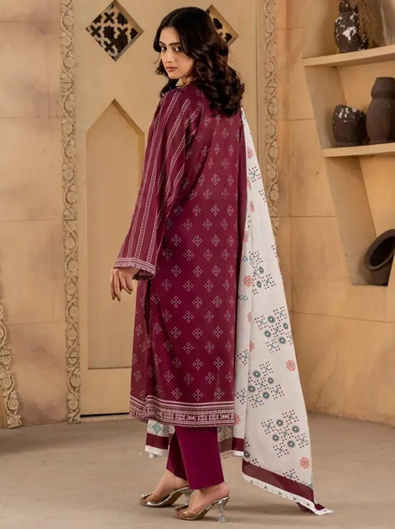 Alishba Classic Lawn Collection 2025 by Ravi Cloth (D-10)