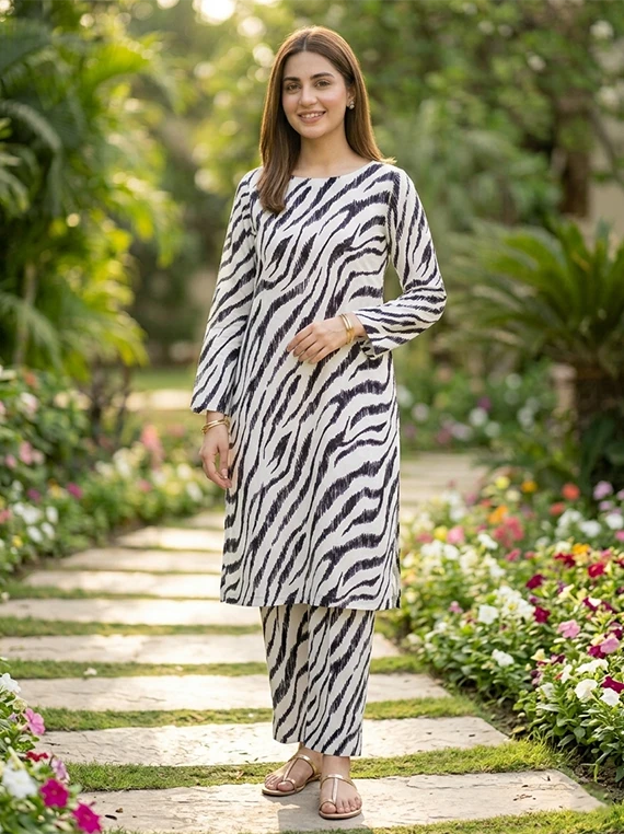 All Over Printed Lawn Edit 2026 Vol FA-48 (D-33)