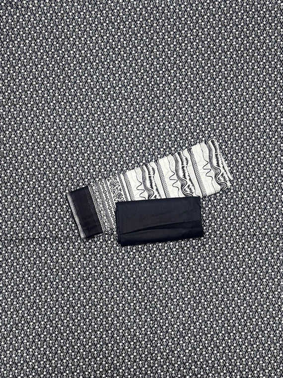 Black and White Printed Lawn Edit 2026 Vol-RL04 (D-06)