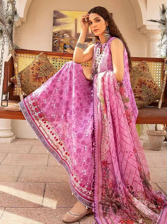 Bloom and Beyond Premium Lawn Collection 2025 (CN-32018)