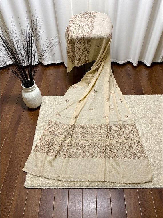 Chilly Weather Wool Versachi Ston Shawl Edit 2025 (25DS04-02)