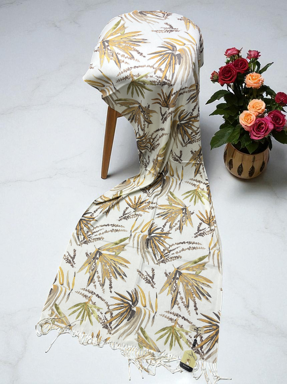 Cozy Season Printed Wool Staller Edit25 (25ST25-02)