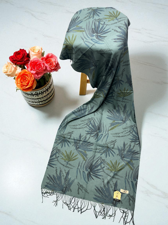 Cozy Season Printed Wool Staller Edit25 (25ST25-07)