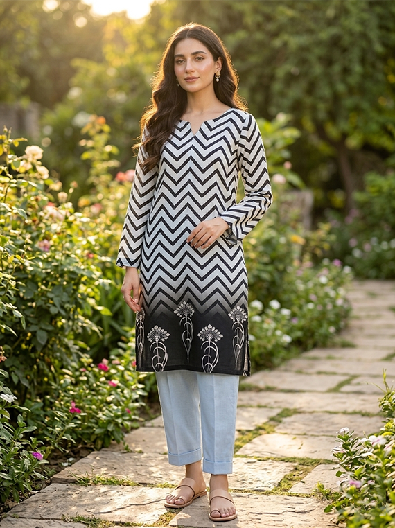 Delicate Flowers Printed Lawn Edit 2026 Vol-FA13 (D-21)