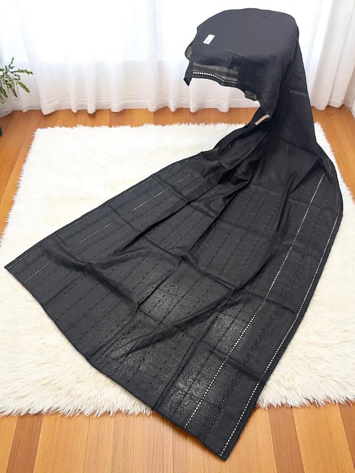 Elegant Embroidered Lawn Shawl Edit 2025 (25SH61-01)