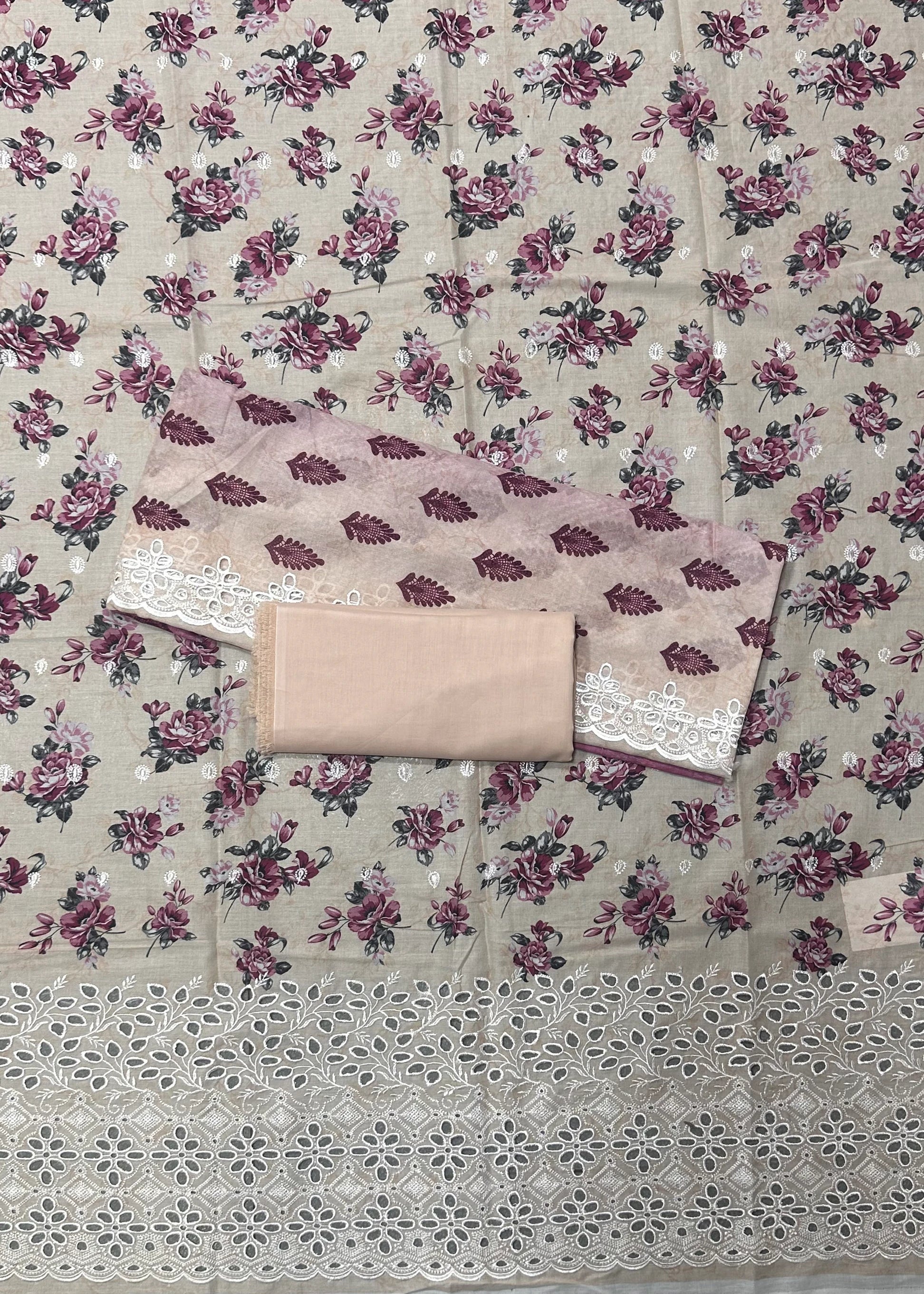 Flower And Petals Embroidered Lawn Edit26 Vol-26DB11 (D-07)