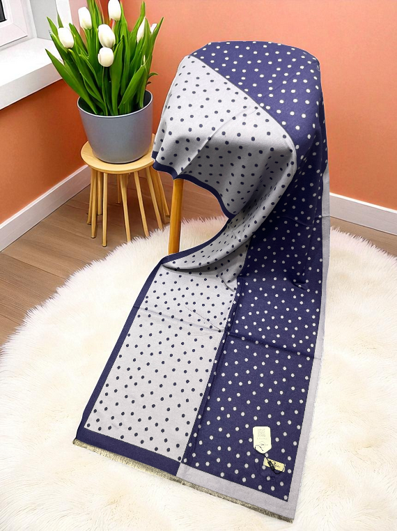 Graceful Printed Check Wool Stoller Edit25 (25ST27-04)