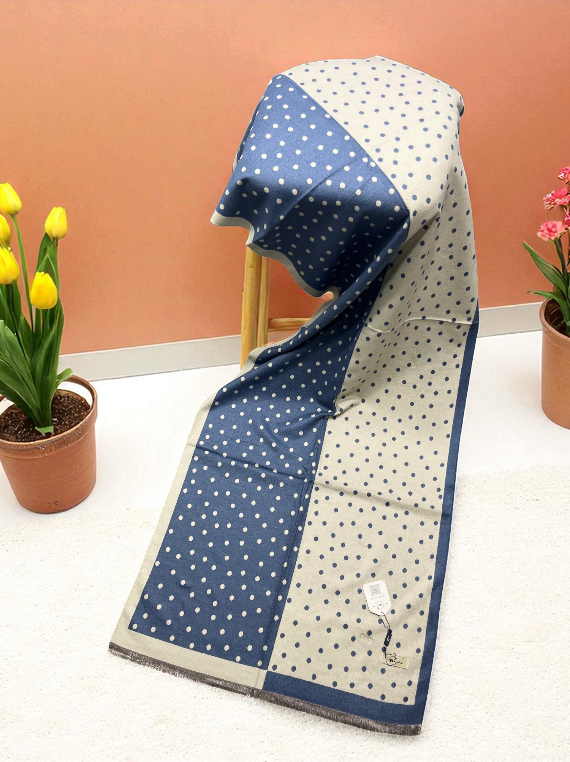 Graceful Printed Check Wool Stoller Edit25 (25ST27-05)