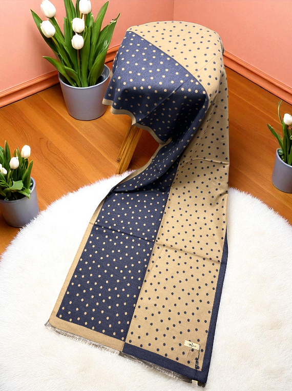 Graceful Printed Check Wool Stoller Edit25 (25ST27-07)