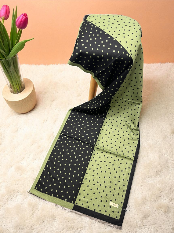 Graceful Printed Check Wool Stoller Edit25 (25ST27-09)