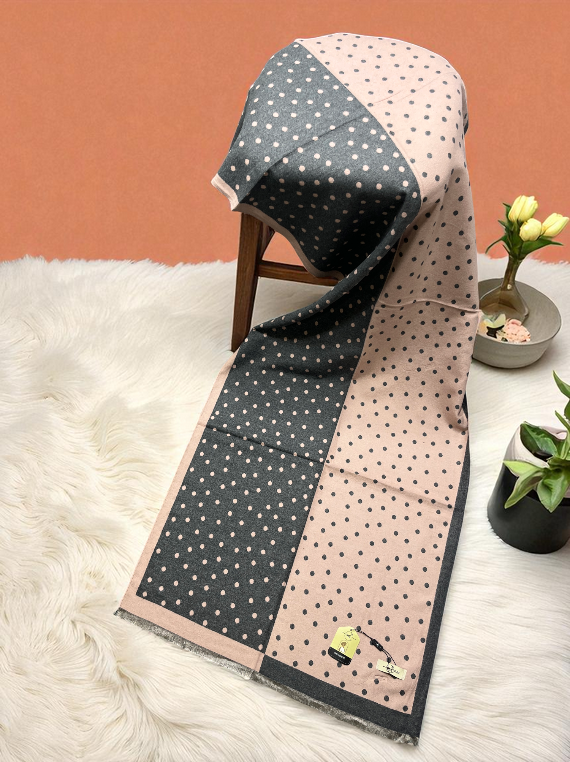 Graceful Printed Check Wool Stoller Edit25 (25ST27-10)