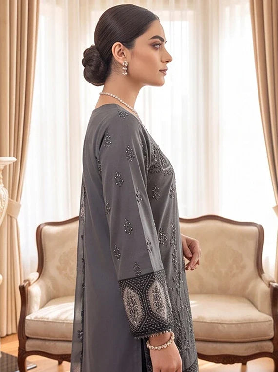 Gul Noor By Manizay Embroidered Karandi 2026 (D-04)