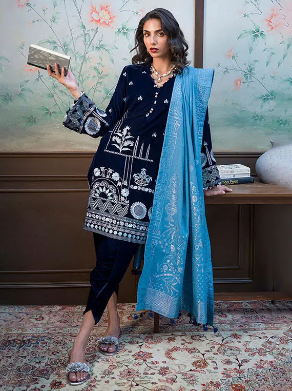 Gul Ahmed Whispers of Winter Unstitched Collection'26 (WV-62001)