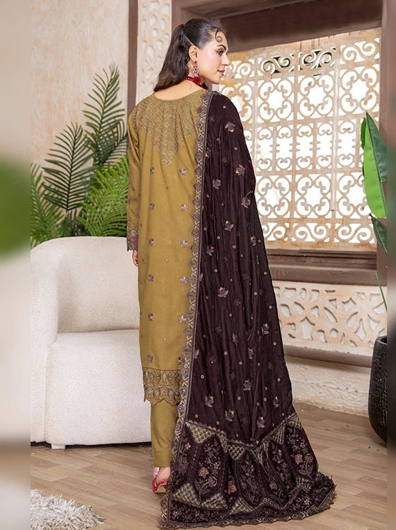 Kahani Peach Leather Collection With Embroidered Micro Velvet Shawl BY Riaz Arts (D-05)