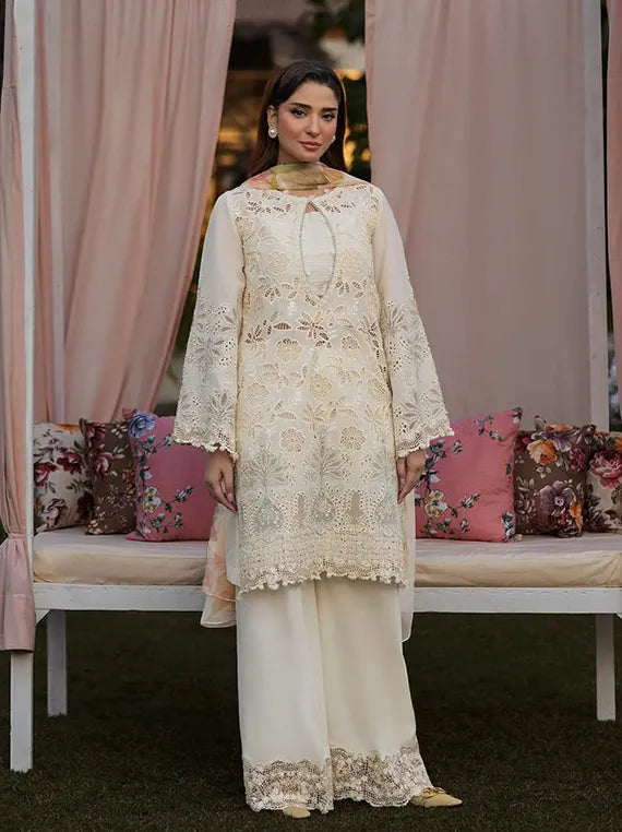 Kahf Luxury Lawn Collection 2025 (KLR-07)