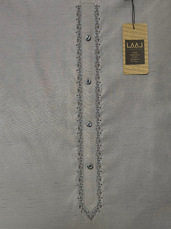 Laaj Embroidered Khaddar Editt 2025 (BX06-09)