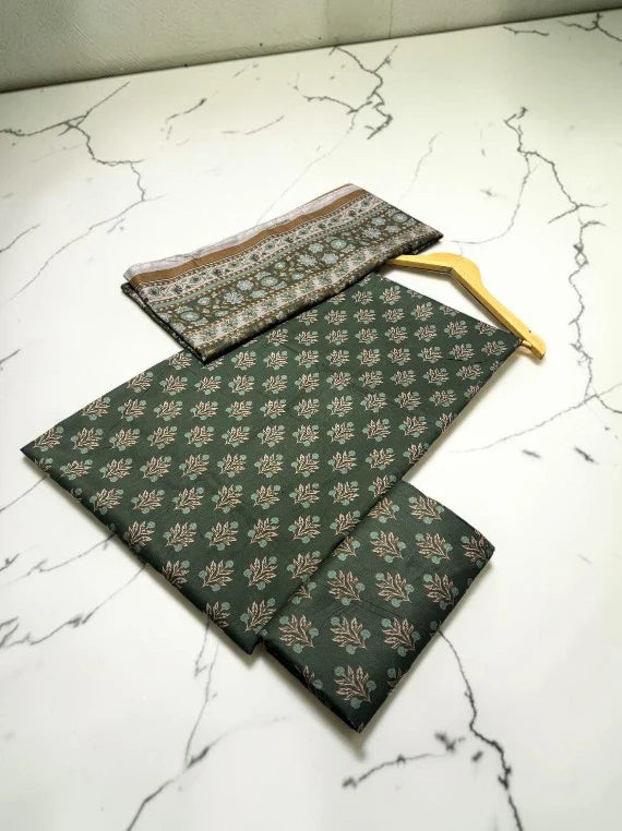 Lavish Printed Lawn Edit 2026 Vol-PV01-D-03