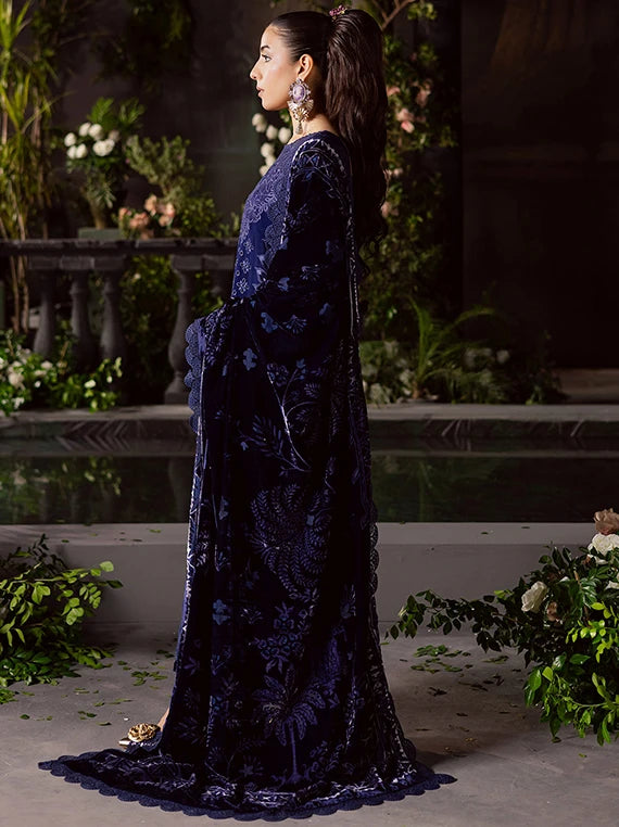 MAHNUR Embroidered Winter Multi Collection 2026 (AM-004)