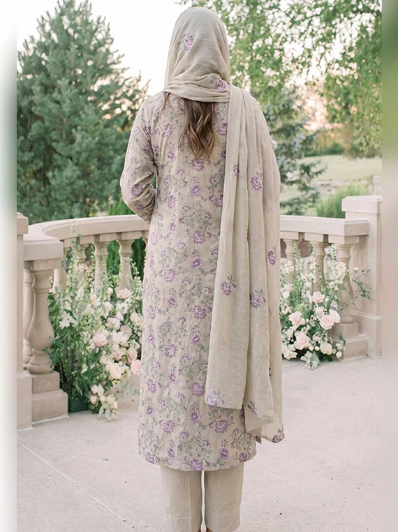 Manizay By Hayat Embroidered Karandi Collection 2026 (D-05)