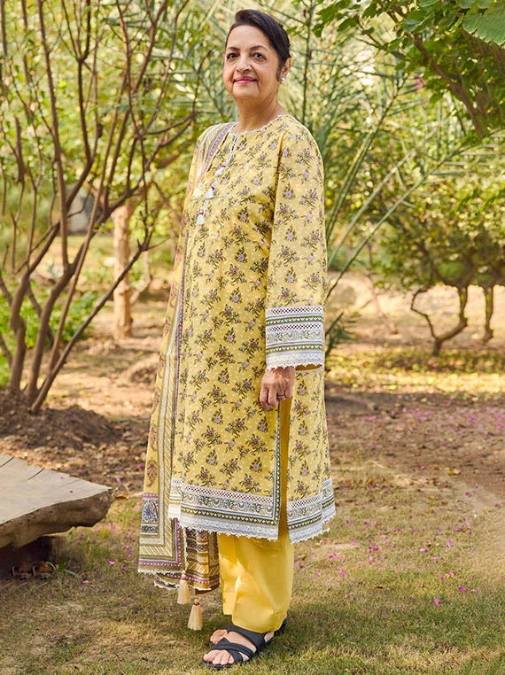 Mothers Printed Lawn Collection 2026 by Gul Ahmed (CL-62116A)