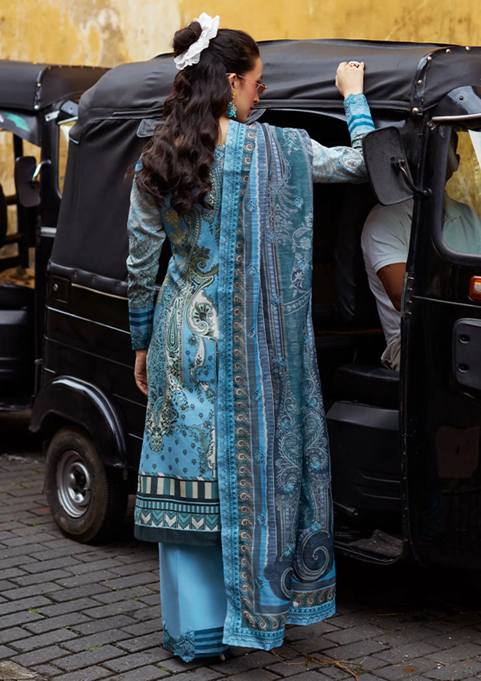 Noble Grace Lawn Collection 2026 (INAYAH)