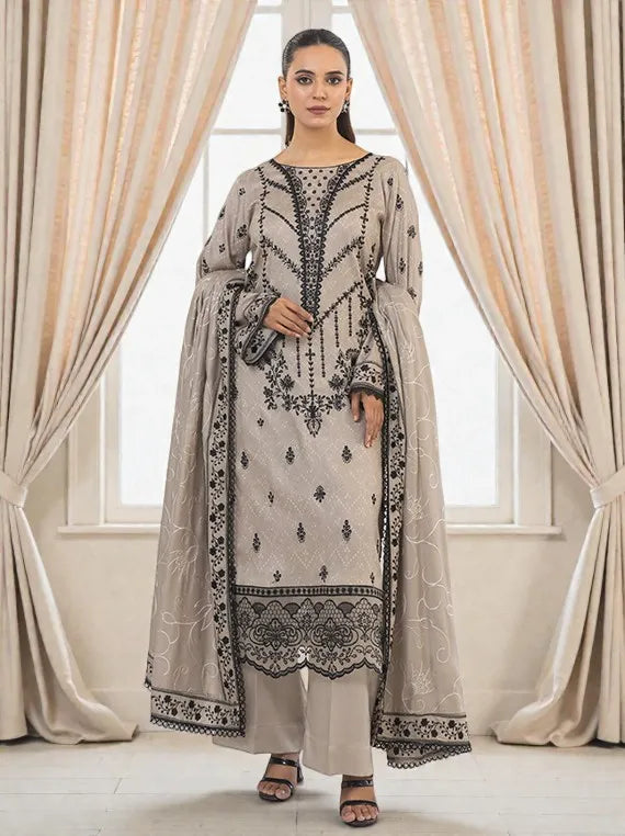 Pankh Embroidered Organza Collection 2025 by Azam Arts (D-2028)