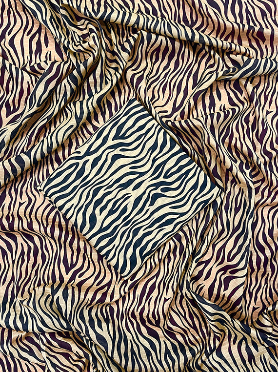 Pastel Days Allover Printed Lawn Edit25 Vol-IS39 (IS39-11)