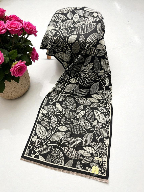 Plush Warm Check Wool Staller Edit25 (25ST23-10)