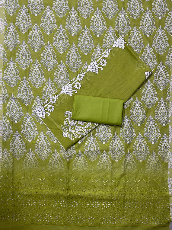 Premium Floral Printed Lawn Edit 2026 Vol-26DC04 (D-07)