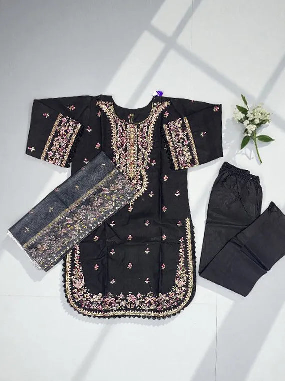 Ready to Wear Embroidered Khaddar Edit 2025 Vol-25MX23 (D-20)