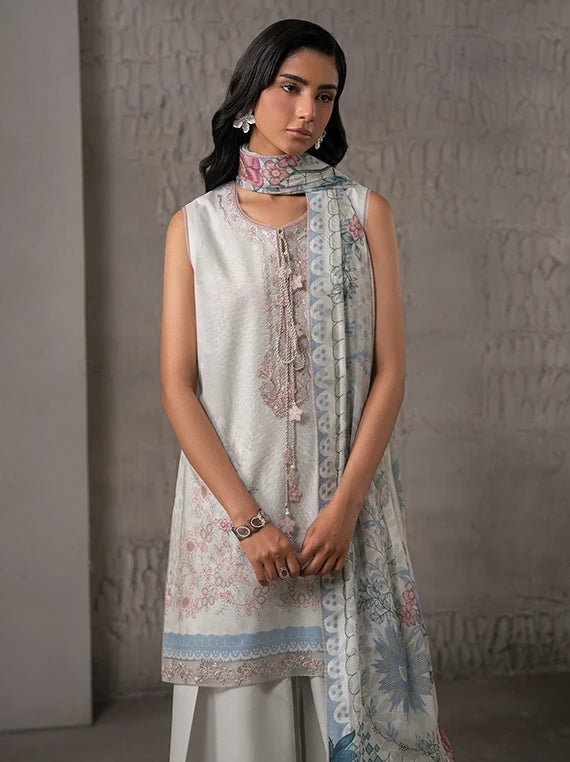 SELLURE by Seran Embroidered Lawn Collection 2026 (D-02 AVELORE)