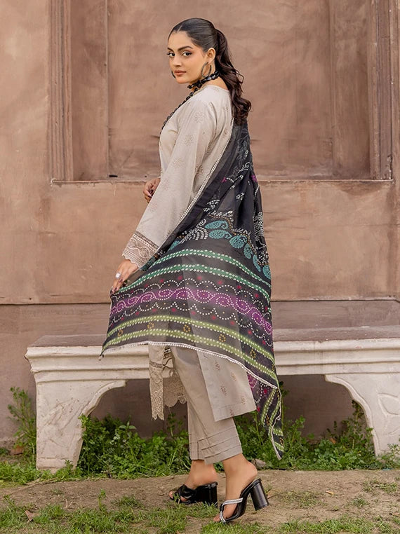 Saffron Chicken Kari Lawn Collection 2026 by Azam Arts (D-07)