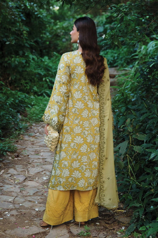 Multi-Brand Winter Collection 2026 (Sanam-Saeed-Meadow-Girl-D-5)
