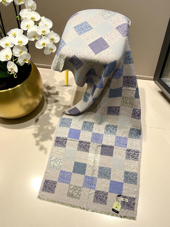 Signature Style Wool Check Staller Edit25 (25ST27-02)