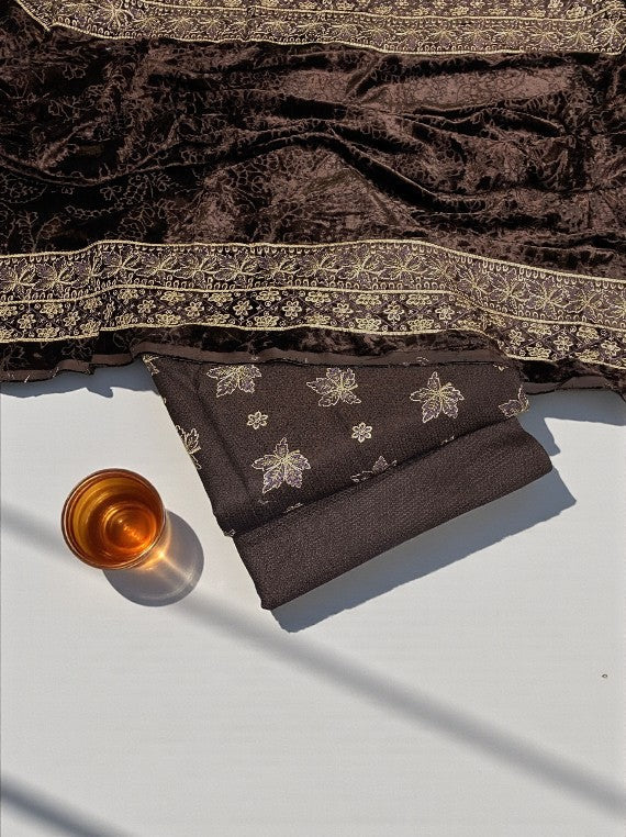 Softness & Cozy Embroidered Peach Leather Edit 2025 (25DS32-09)