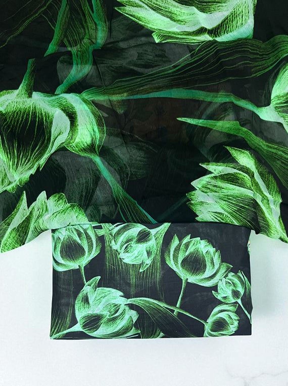 Summer Breeze Printed Lawn Edit25 MD07 (D-14)