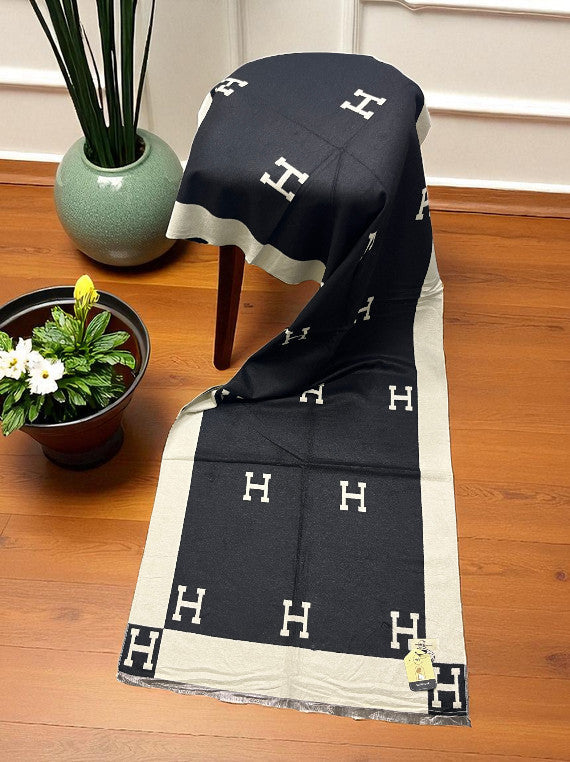 Toasty Warm Check Wool Staller Edit25 (25ST27-02)