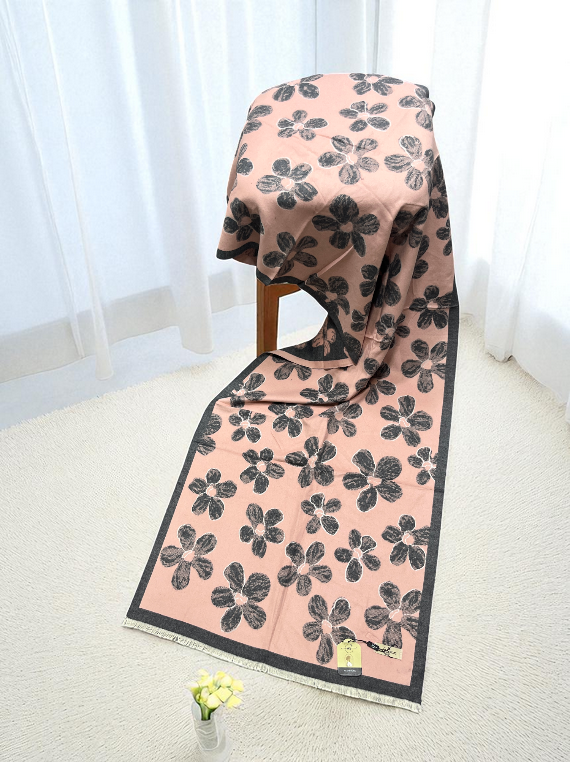 Trendy Printed Check Wool Staller Edit25 (25ST27-04)