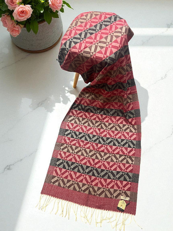 Velora Warm Check Wool Staller Edit25 (25ST23-05)