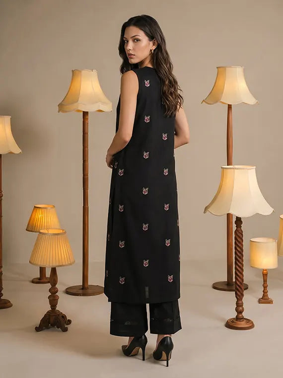 Viaba By Sanam Saeed Embroidered Karandi Unstitched Collection'26 (MIST)