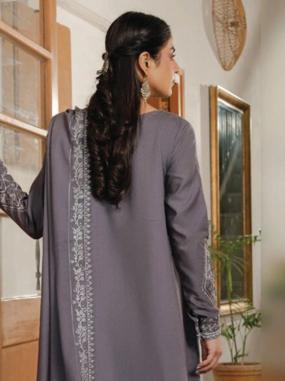 Virsa by CINQ Embroidered Karandi Unstitched Winter'26 (08-AABR)