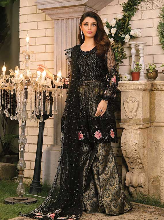 Wajadan Wedding Formal Collection 2024 By Raeesa (WD-3 Metal Black)