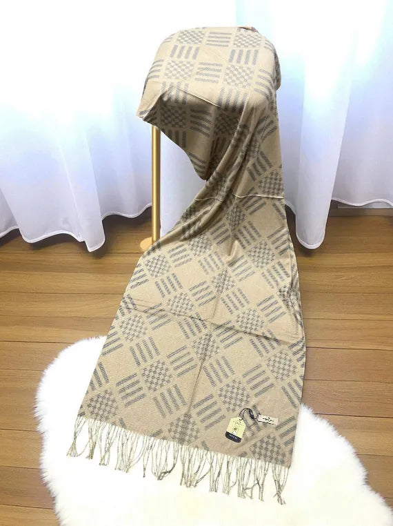 Warm and Soft Check Wool Staller Edit25 (25ST24-09)